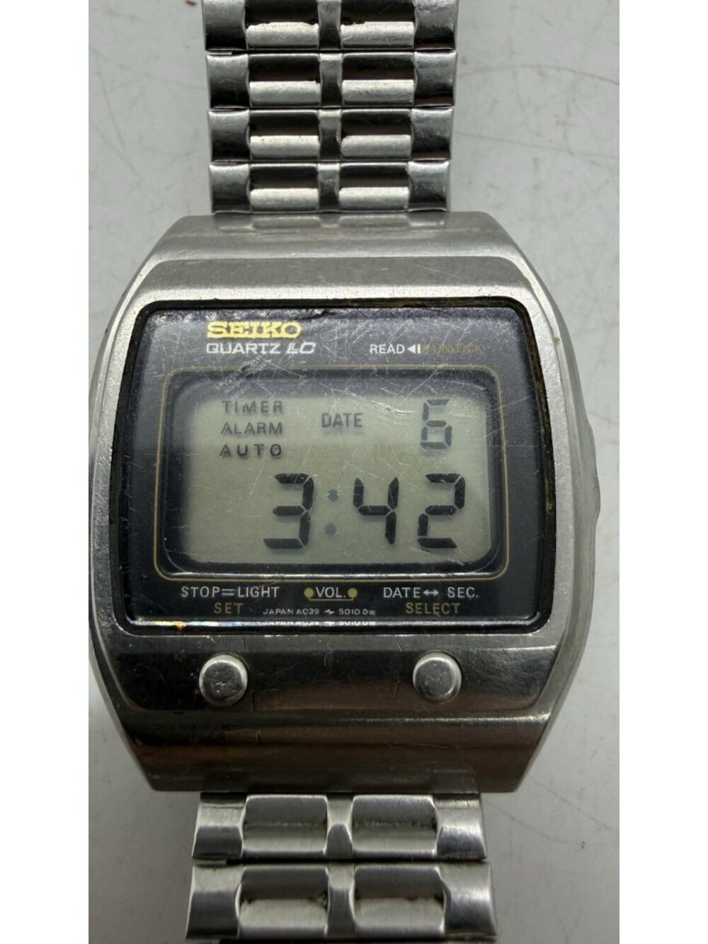 Vintage Seiko Quartz LC A039-5019 Men's Digital Watch Spiedel Bracelet Stainless